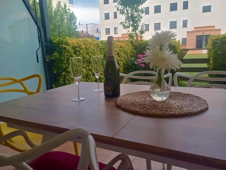 Apartamento En Primera Linea De Mar Rosas Exterior foto