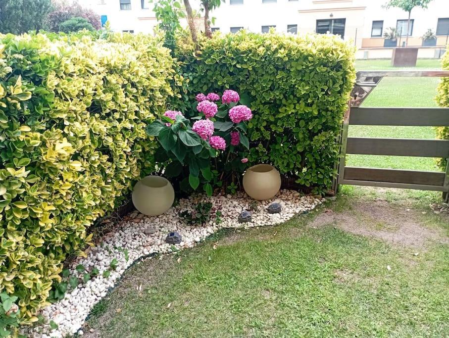 Apartamento En Primera Linea De Mar Rosas Exterior foto