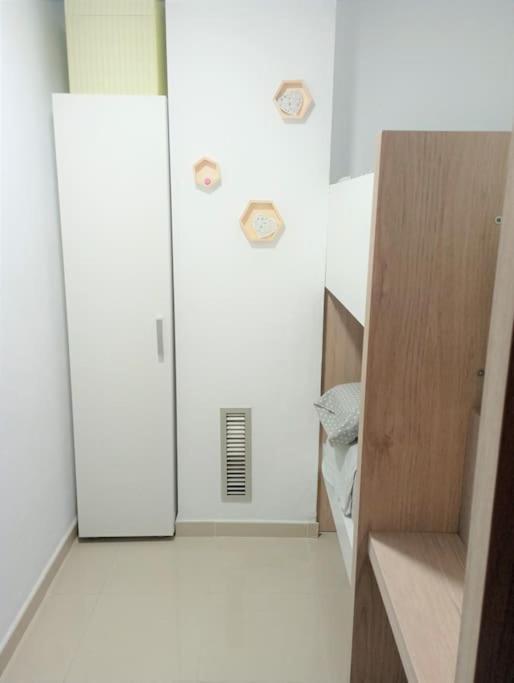 Apartamento En Primera Linea De Mar Rosas Exterior foto